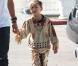 Shopping en famille pour Gwen Stefani, Gavin Rossdale et leurs fils Kingston et Zuma. Studio City, Los Angeles, le 13 octobre 2012.