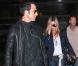 Jennifer Aniston et Justin Theroux à l'aéroport de Los Angeles le 25 juin 2012.