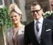 La princesse Victoria et le prince Daniel de Suède sortant de la cathédrale Notre-Dame de Luxembourg où le prince Guillaume et Stéphanie de Lannoy viennent de se marier, le 20 octobre 2012.