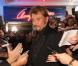 Johnny Hallyday arrive au Studio Gabriel à Paris, le 19 octobre pour tourner Champs-Elysées.