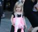 Angelina Jolie emmène trois de ses enfants faire du shopping pour Halloween le 28 octobre 2012 à Sherman Oaks en Californie dans le magasin Party City