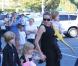 Angelina Jolie emmène trois de ses enfants faire du shopping pour Halloween le 28 octobre 2012 à Sherman Oaks en Californie dans le magasin Party City