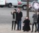 Delphine Chanéac et Chris Vance font un shooting photo pour la série de M6  Le transporteur  à Paris le 29 octobre 2012. Les acteurs ont posé Place Vendôme, place de la Concorde, sur le pont Alexandre III et sur la place du Trocadéro devant la tour Eiffel.