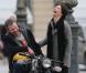 Delphine Chanéac et Chris Vance font un shooting photo pour la série de M6  Le transporteur  à Paris le 29 octobre 2012. Les acteurs ont posé Place Vendôme, place de la Concorde, sur le pont Alexandre III et sur la place du Trocadéro devant la tour Eiffel.