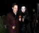 Kate Moss et son mari Jamie Hince arrivent déguisés en Gomez et Morticia Addams à la soirée d'Halloween de Jonathan Ross à Londres, le 31 octobre, 2012.