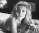 Avant d'être  Belle de jour  chez Luis Buñuel, Catherine Deneuve refuse une seconde fois le rôle de James Bond Girl.