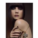 Une Solweig Lizlow sensuelle pour lancer sa collection 'Capsule'