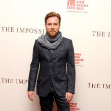 Ewan McGregor, classe façon Ecossais, lors de l'avant-première britannique de The Impossible au BFI Imax de Londres, le 19 novembre 2012.