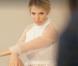 Sienna Miller sur le shooting de sa couverture pour Harper's Bazaar