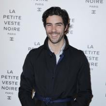 Tahar Rahim au photocall du vernissage de l'exposition 'La Petite Veste Noire' (The Little Black Jackett), photographies de Karl Lagerfeld au Grand Palais à Paris le 8 Novembre 2012.