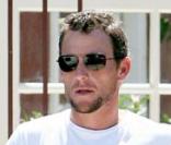 Kate Hudson et Lance Armstrong se cachent des paparazzi !