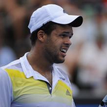 Jo-Wilfred Tsonga , épiusé lors de son second tour de l'Open d'Australie face à Go Soeda (6-3, 7-6, 6-3 ) à Melbourne le 17 janvier 2013