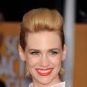 January Jones : Blonde ou brune, la star de Mad Men est aussi sexy que rétro !