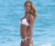 Erin Heatherton en pleine séance photo pour Victoria's Secret à Saint-Barthélemy. Le 1er février 2013.