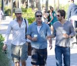 Gerard Butler et Mel Gibson, une sortie entre hommes dans les rues de Miami, le 2 février 2013.