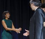 Andrea Bocelli: Ovation de Barack et Michelle Obama au National Prayer Breakfast