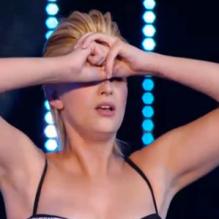Sheryfa Luna à la limite du ridicule dans Splash, le grand plongeon le vendredi 15 février 2013 sur TF1
