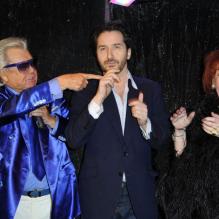 Michou, Edouart Baer et Régine à la soirée Regine's Birthday chez Michou à Paris, le 12 février 2013.