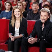 Exclusif : Johnny Hallyday et Amanda Sthers pour la promotion de l'autobiographie du Taulier 'Dans mes yeux' sur le canapé rouge de Michel Drucker. Diffusion le 17 février 2013 sur France 2.