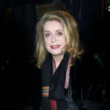 Catherine Deneuve au défilé prêt-à-porter Lanvin organisé à l'Ecole des Beaux-Arts à Paris le 28 févier 2013