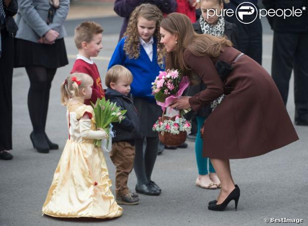 CASA REAL BRITÁNICA - Página 77 1070617-la-duchesse-de-cambridge-kate-620x0-2