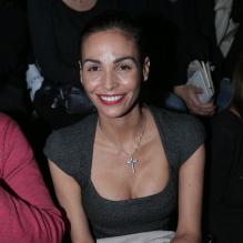 Inés Sastre assiste au défilé prêt-à-porter d'Elie Saab à l'Espace Éphémère. Paris, le 6 mars 2013.