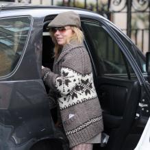 La chanteuse Geri Halliwell et sa fille Bluebell Madonna après l'école dans les rues de Londres, le 11 mars 2013.