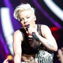 Pink : Face à une bagarre de fans en plein concert, elle réplique avec humour