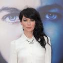 Games Of Thrones : Lena Headey et Emilia Clarke méconnaissables sur tapis rouge