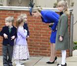 Sophie de Wessex, Beatrice et Eugenie d'York : Lookées pour la messe de Pâques