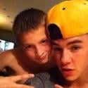 Mort du frère de Chris Bieber, sosie de Justin : Sa maman prend sa défense