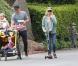 Naomi Watts : Maman à la cool, virée relax avec les trois hommes de sa vie !