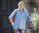 Kristen Bell : Fleurie et stylée pour sa première sortie après bébé !