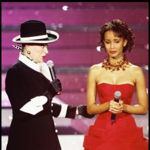 Geneviève de Fontenay et Sonia Rolland, Miss France 2000, à Monaco le 10 décembre 2000.