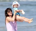 Selma Blair : Elle s'éclate à la plage avec Arthur pour la Fête des mères