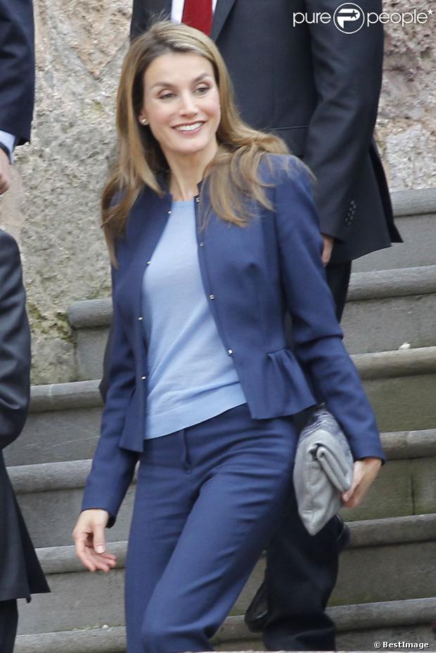 AGENDA PERSONAL DE LA PRINCESA LETIZIA Nº (2) - Página 97 1127780-la-princesse-letizia-d-espagne-en-620x0-1