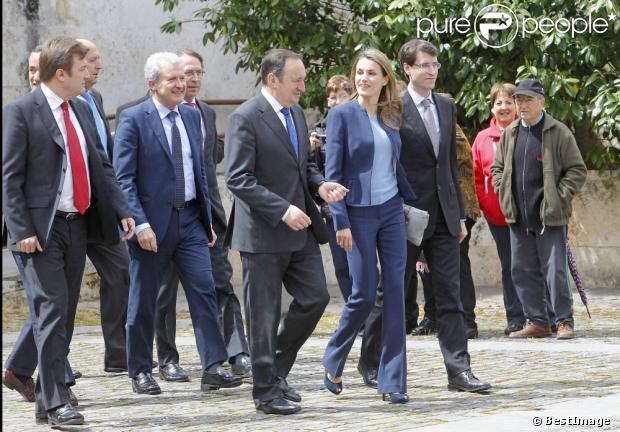 AGENDA PERSONAL DE LA PRINCESA LETIZIA Nº (2) - Página 97 1127781-la-princesse-letizia-d-espagne-en-620x0-1