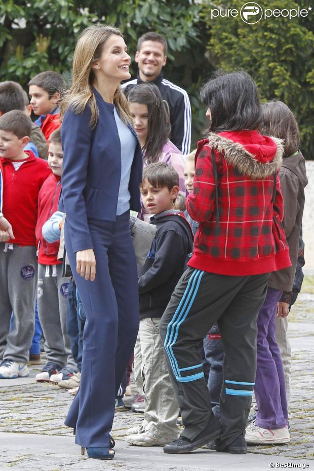 AGENDA PERSONAL DE LA PRINCESA LETIZIA Nº (2) - Página 97 1127787-la-princesse-letizia-d-espagne-en-620x0-1