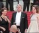 Claudia Cardinal et Anouchka Delon, avec Alain Delon lors de la montée des marches du Festival de Cannes 2010