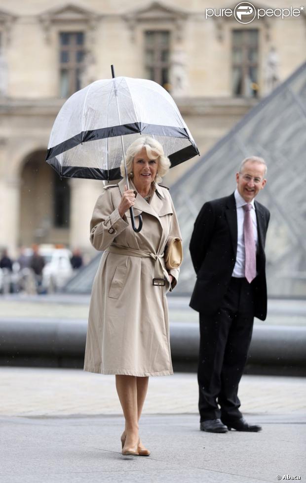 CASA REAL BRITÁNICA - Página 93 1141019-the-duchess-of-cornwall-with-the-620x0-1