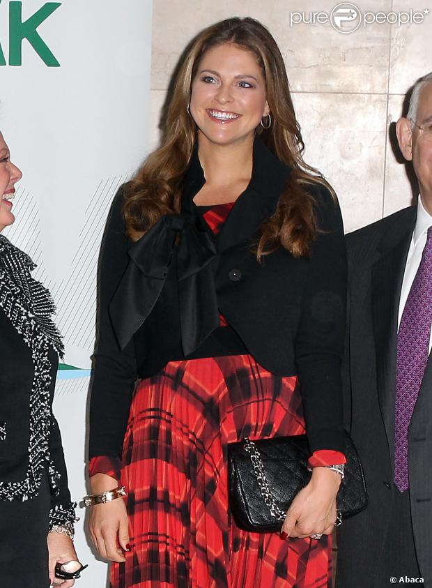 CASA REAL DE SUECIA - Página 22 1276654-pregnant-princess-madeleine-of-sweden-620x0-1