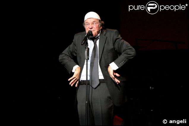 Michel Leeb fait la mouche. 