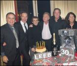 Michl Leeb entouré (de gauche à droite) de Patrice Dominguez, Tony Gomez, Alain Prost, Robert Namias, Béatrice Leeb et Robert Hossein. 