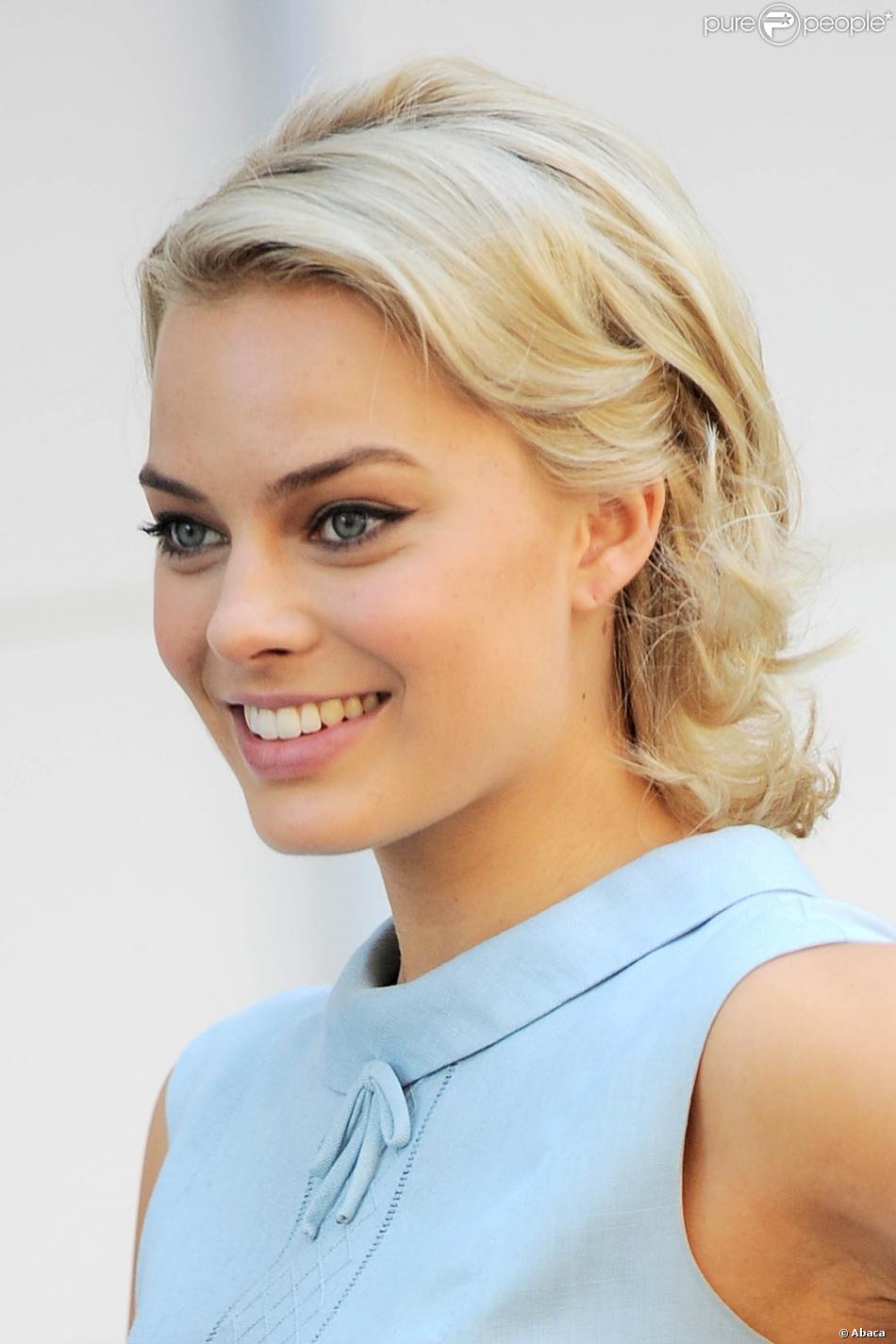 Belles femmes blanches - Page 2 1341992-margot-robbie-filming-scenes-for-abc-s-950x0-1