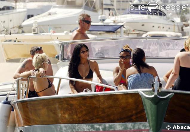 Nicole Scherzinger et ses copines cultivent la sexy attitude !