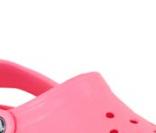 Des Crocs roses !