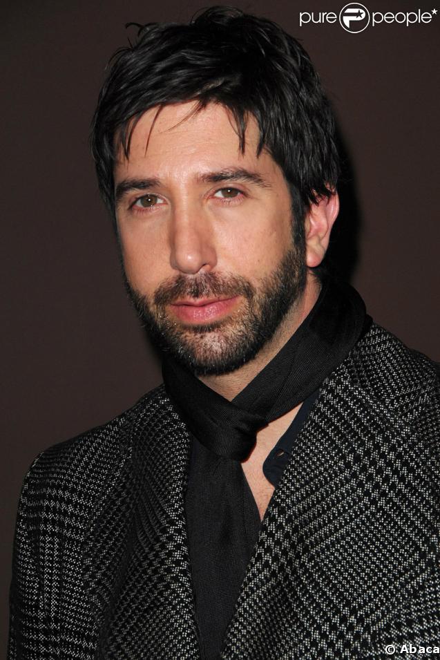 http://static1.purepeople.com/articles/8/14/16/8/@/67214-david-schwimmer-637x0-1.jpg