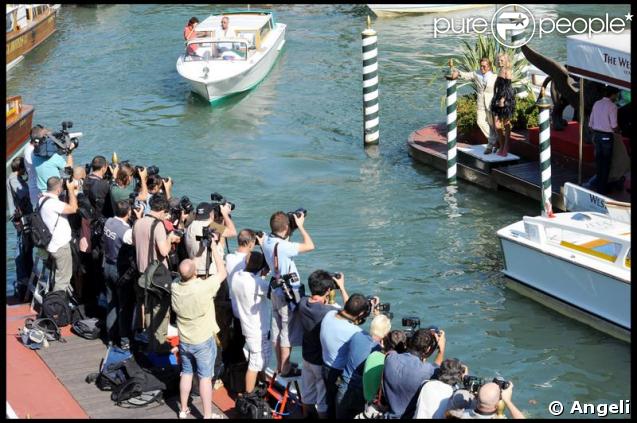 Eva Herzigova et Valentino au festival de Venise