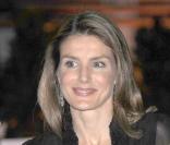 La princesse Letizia d'Espagne au dîner des Ambassadeurs, le 8/09/08