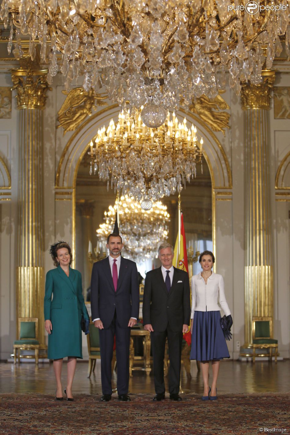 AGENDA DE SM. REYES FELIPE y LETIZIA - Página 90 1646080-le-roi-felipe-vi-et-la-reine-letizia-950x0-3